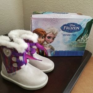 New Disney Frozen Stride Ride Boots girl sz 7M